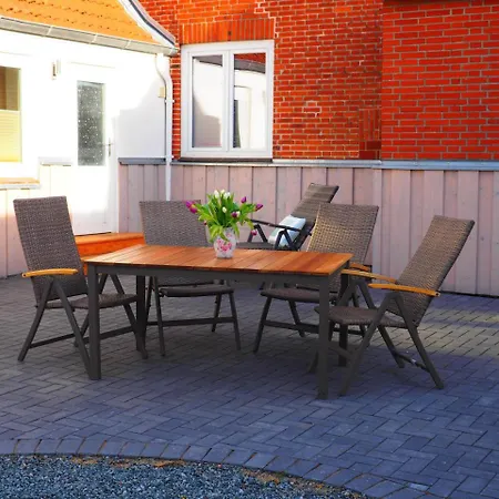 Bis-zum-hafen-600-meter-hygge-hus-mit-garten-und-grill